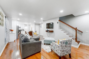 2 Mi to Dtwn Well-Appointed Bridgeport Duplex!